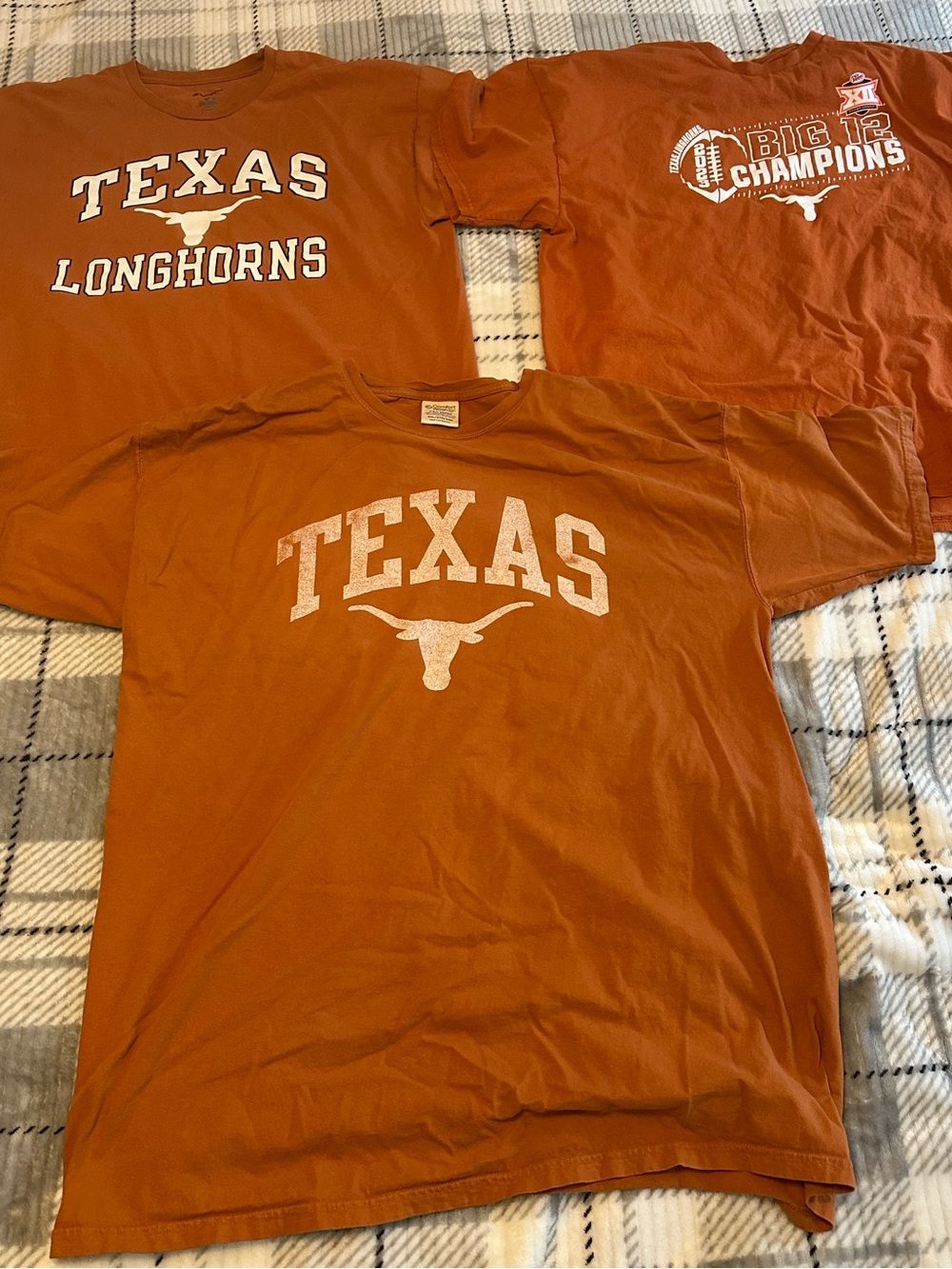 Texas Longhorns Three Short Sleeve T-shirt Bundle Size 2XL Hook’em